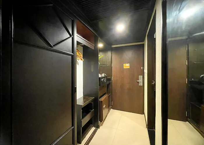 Arawana Regency Park Sukhumvit Hotel 4*