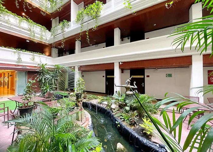 Hotel Arawana Regency Park Sukhumvit 4*