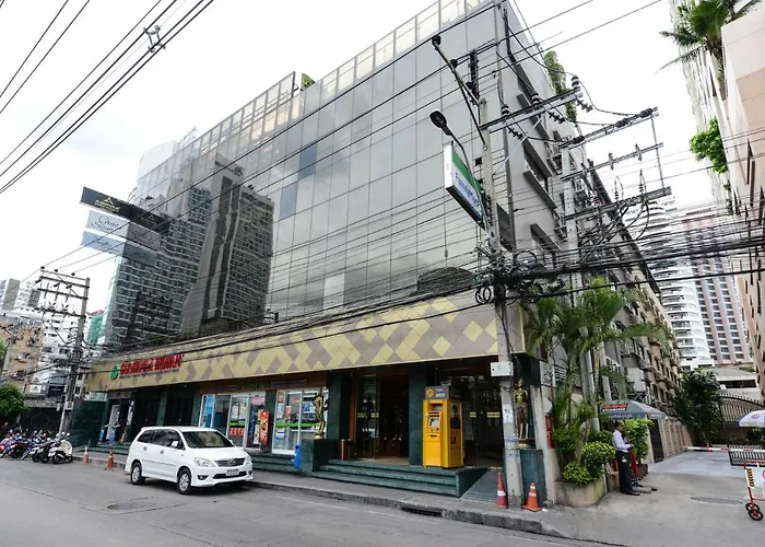 Arawana Regency Park Sukhumvit Hotel